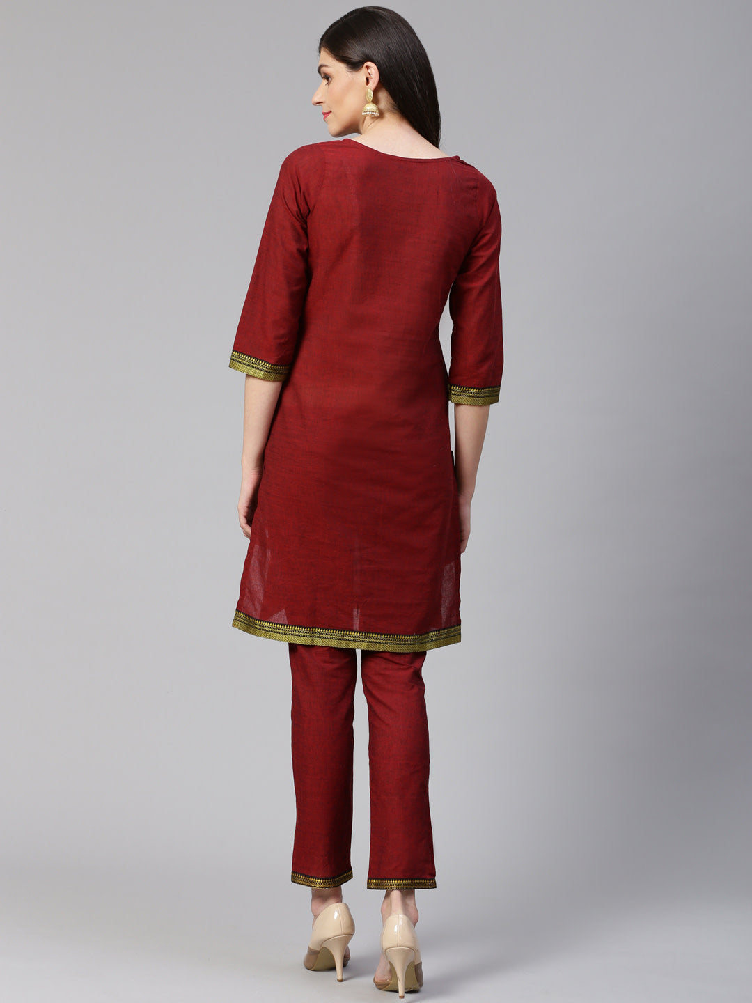 Jompers Women Maroon Yoke Design Kurta with Trousers