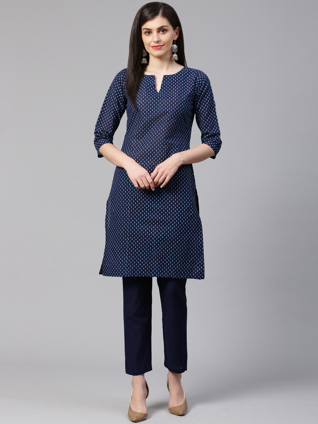 Jompers Women Blue Printed Kurta with Trousers