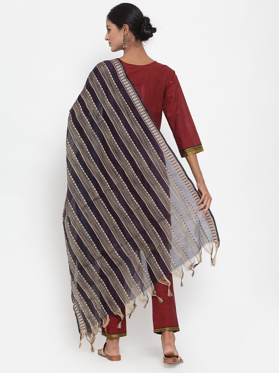 Jompers Women Maroon Solid Kurta with Trousers & Dupatta