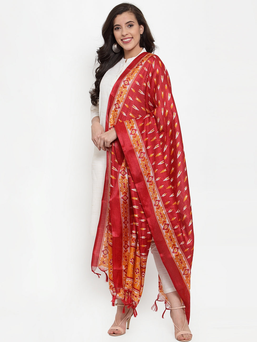 Jompers Women Off-White Solid Kurta with Trousers & Dupatta