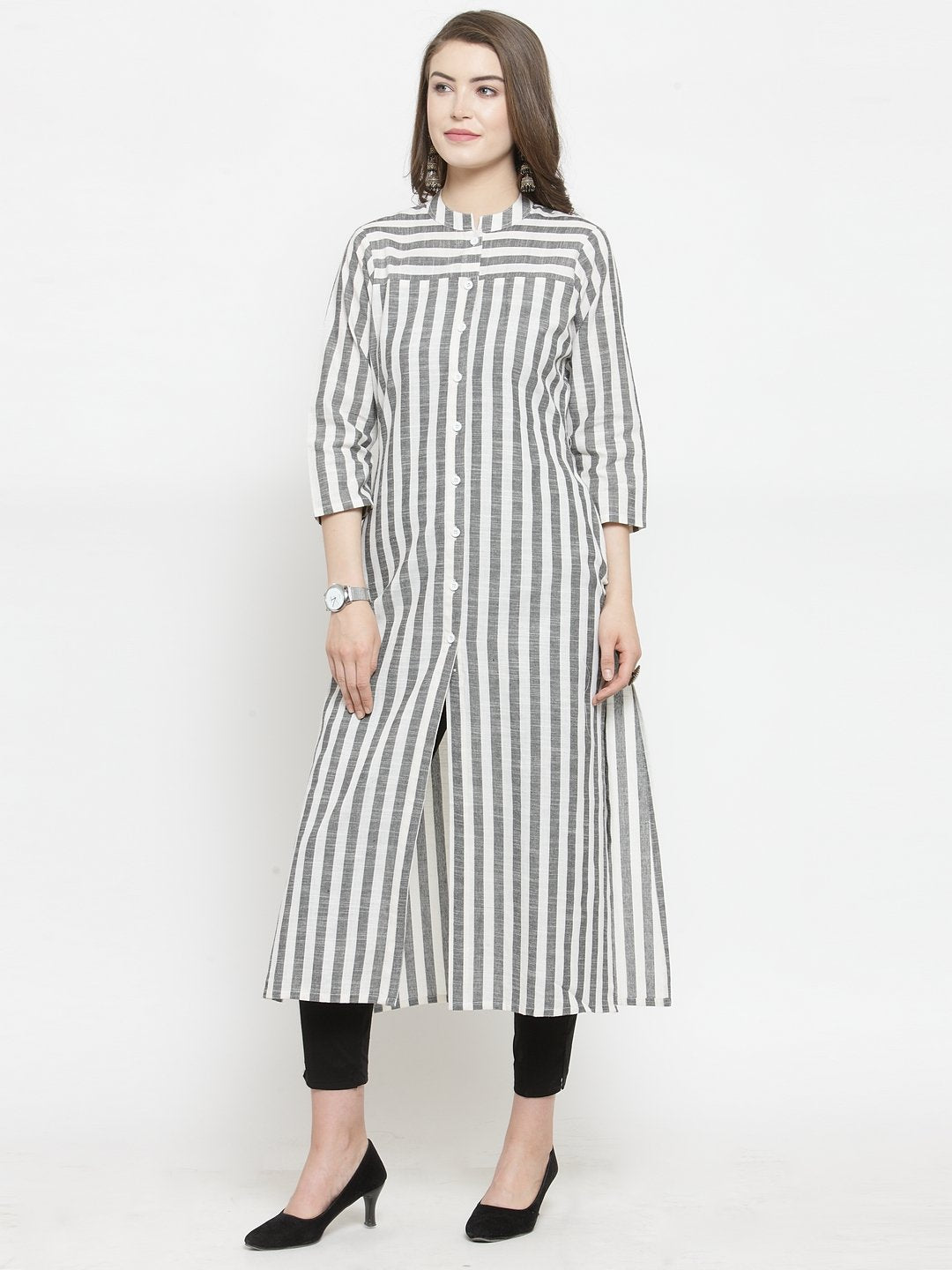 Jompers Women Grey & Off-White Striped Cotton Straight Kurta