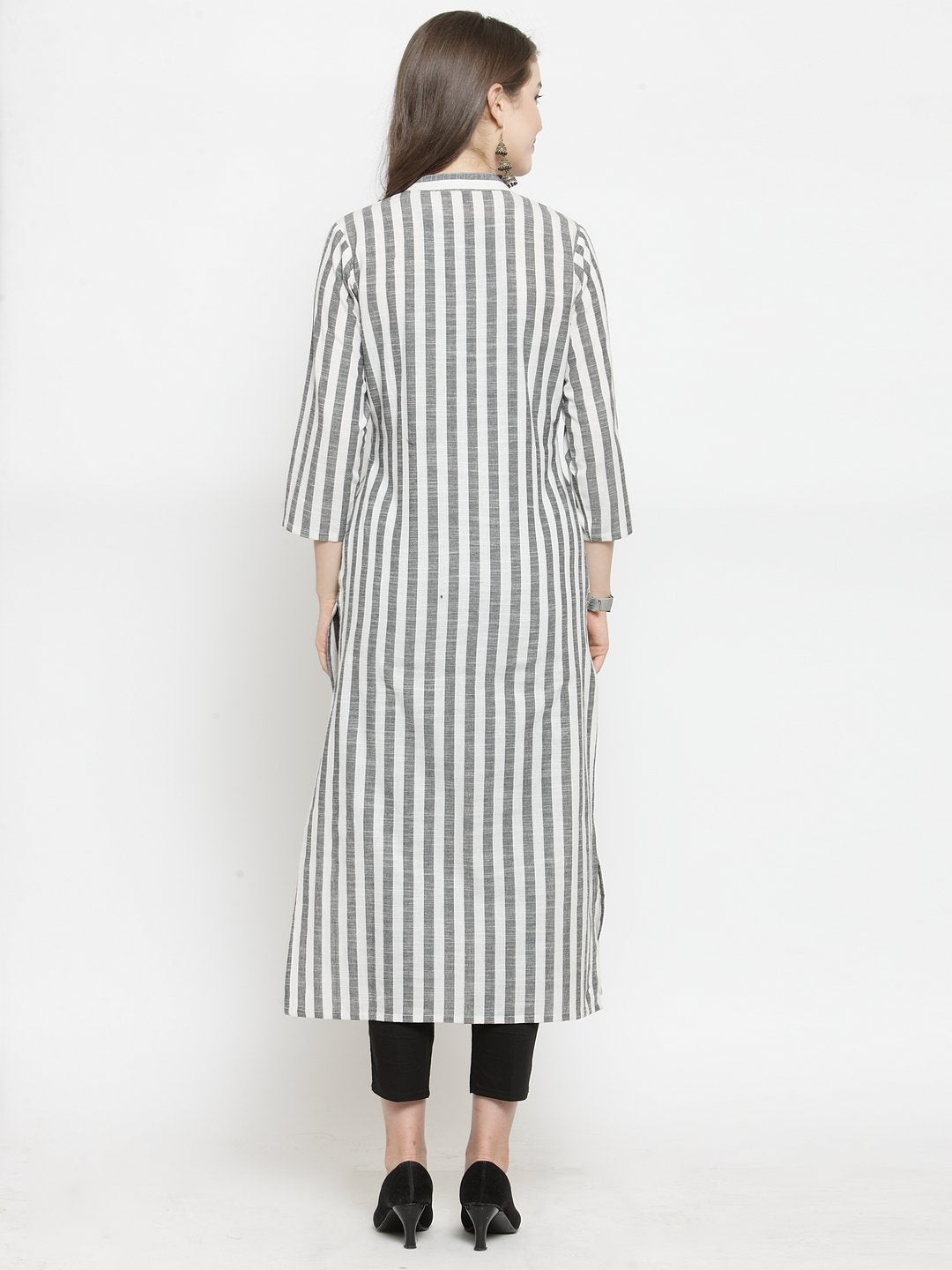 Jompers Women Grey & Off-White Striped Cotton Straight Kurta