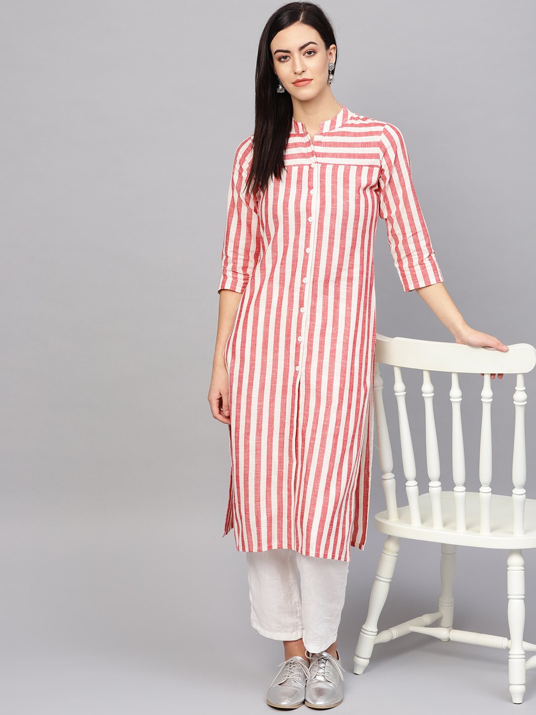 Jompers Women Red & Off-White Striped Cotton Straight Kurta