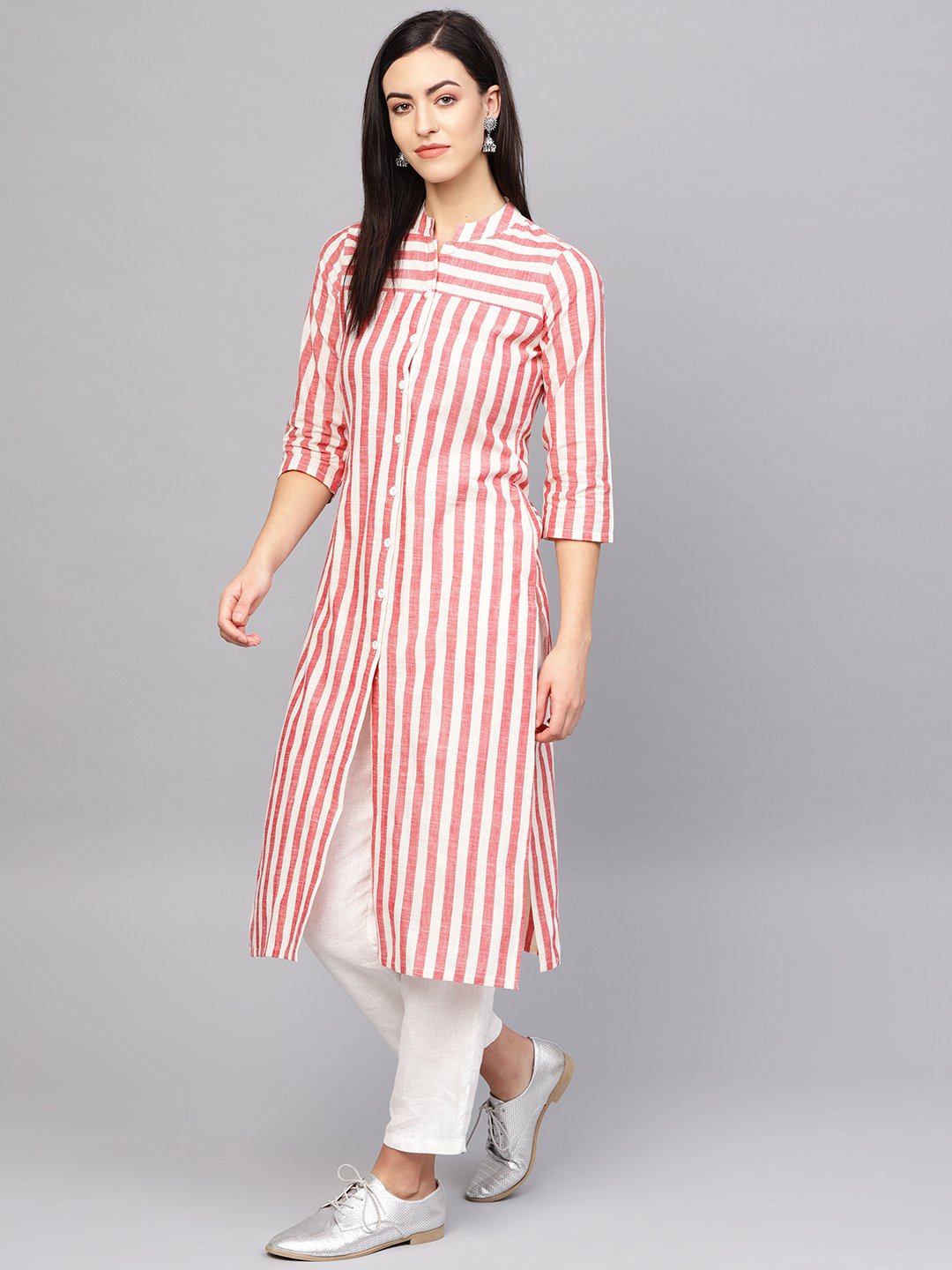 Jompers Women Red & Off-White Striped Cotton Straight Kurta