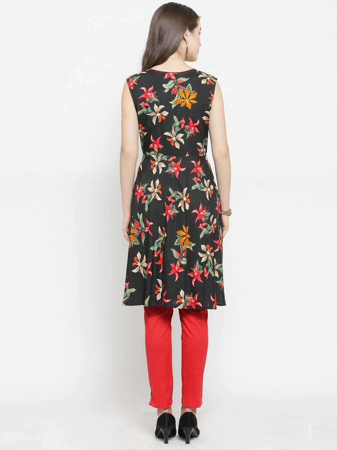 Jompers Women Black & Red Floral Printed Rayon A-Line Kurta