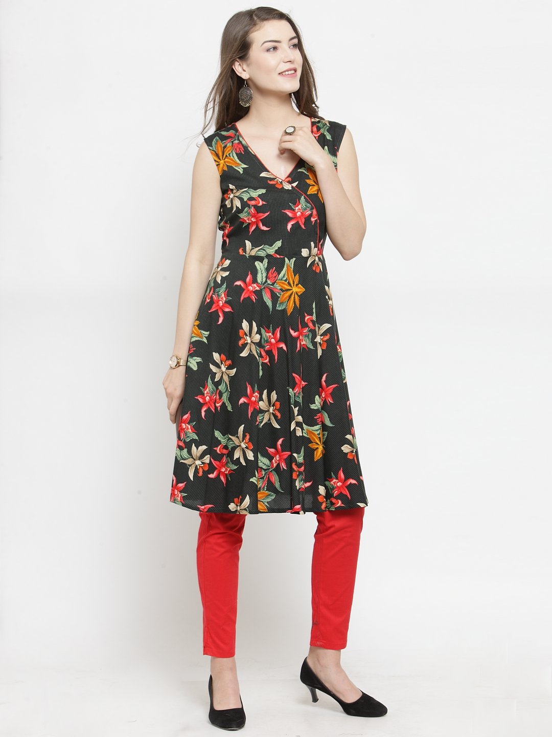 Jompers Women Black & Red Floral Printed Rayon A-Line Kurta