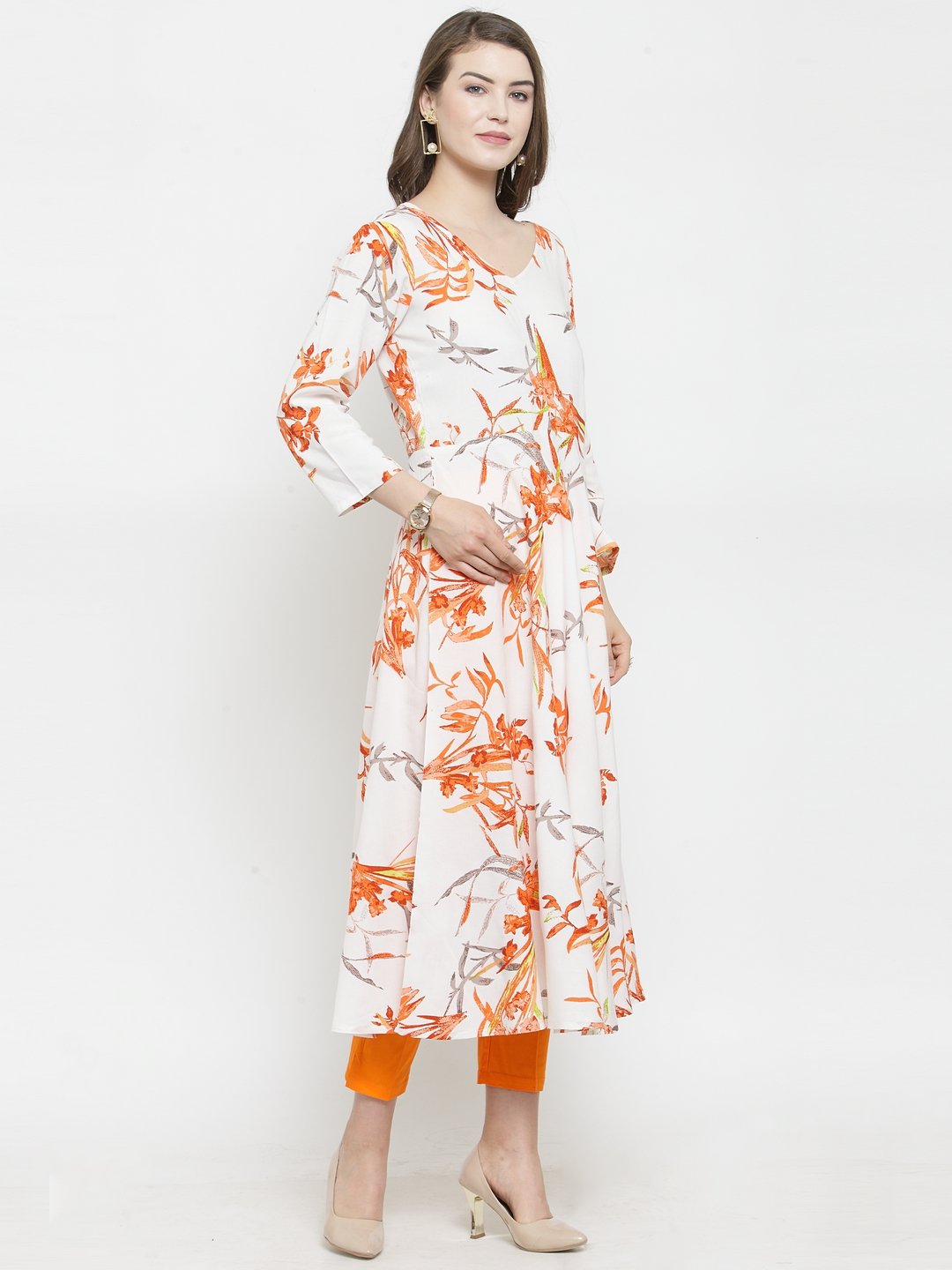 Jompers Women White & Orange Floral Printed Rayon Flared Kurta
