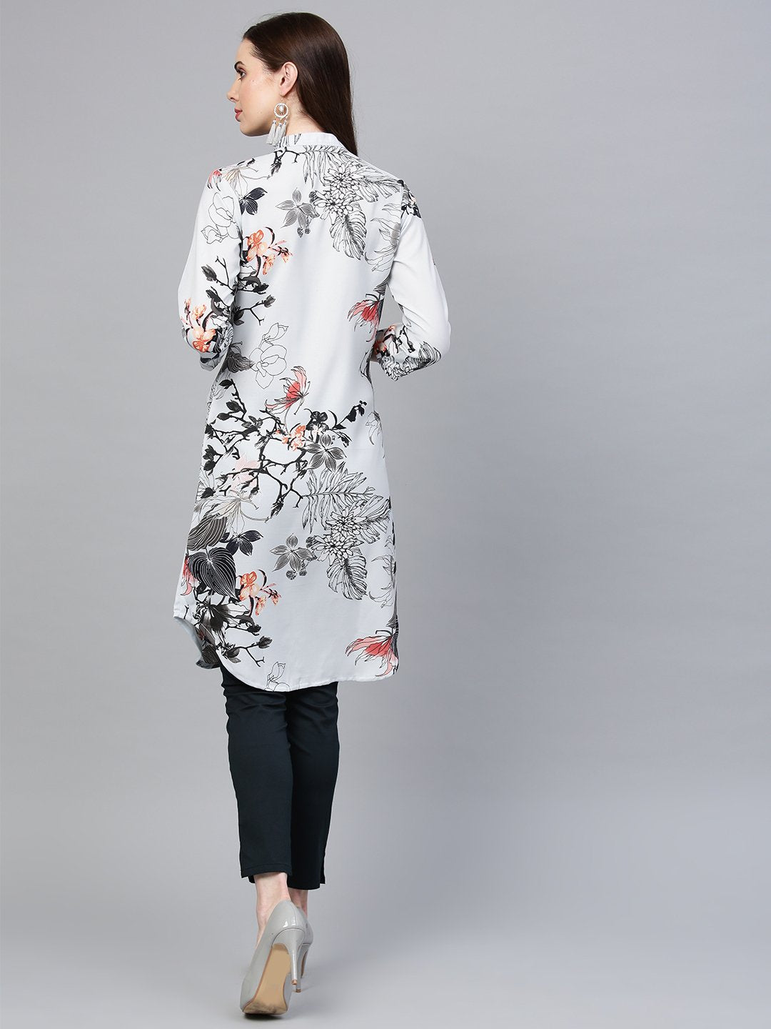 Jompers Women Blue & Black Printed Summer-cool A-line Kurta