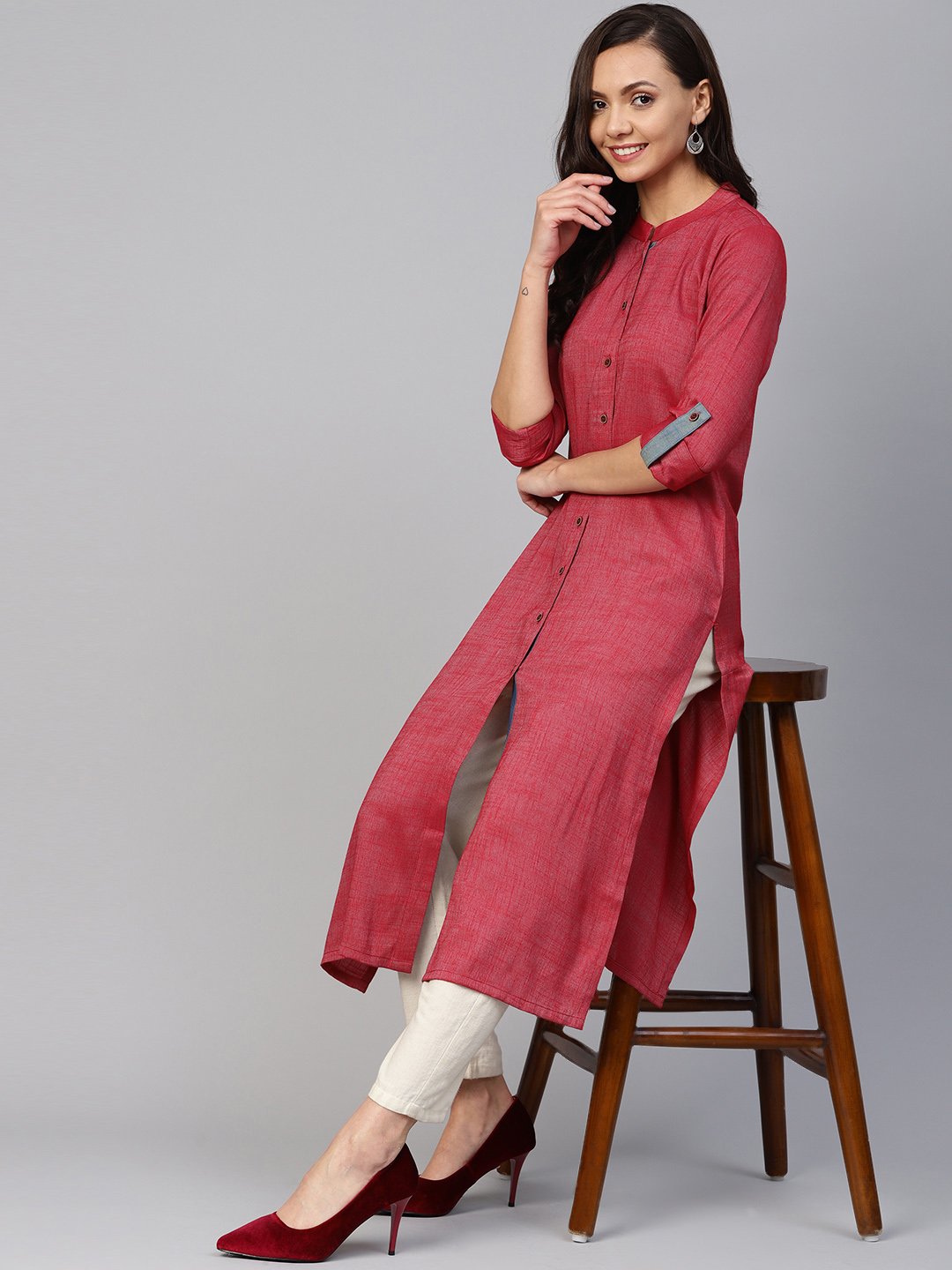 Jompers Women Maroon Woven Design Straight Rayon Kurta