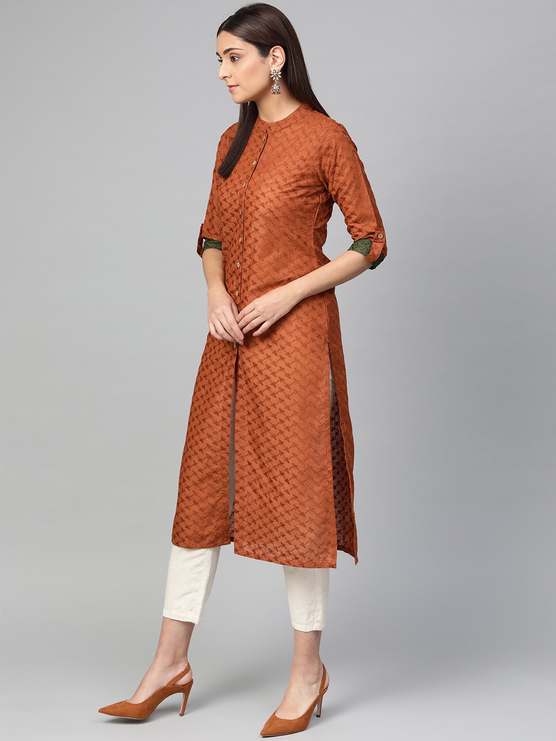 Jompers Women Rust Brown Embroidered Straight Kurta