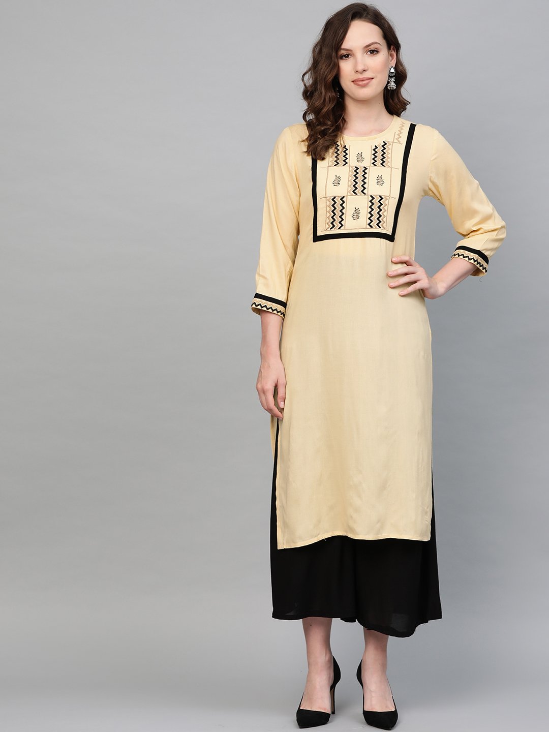 Jompers Women Cream-Coloured Yoke Design Straight Kurta