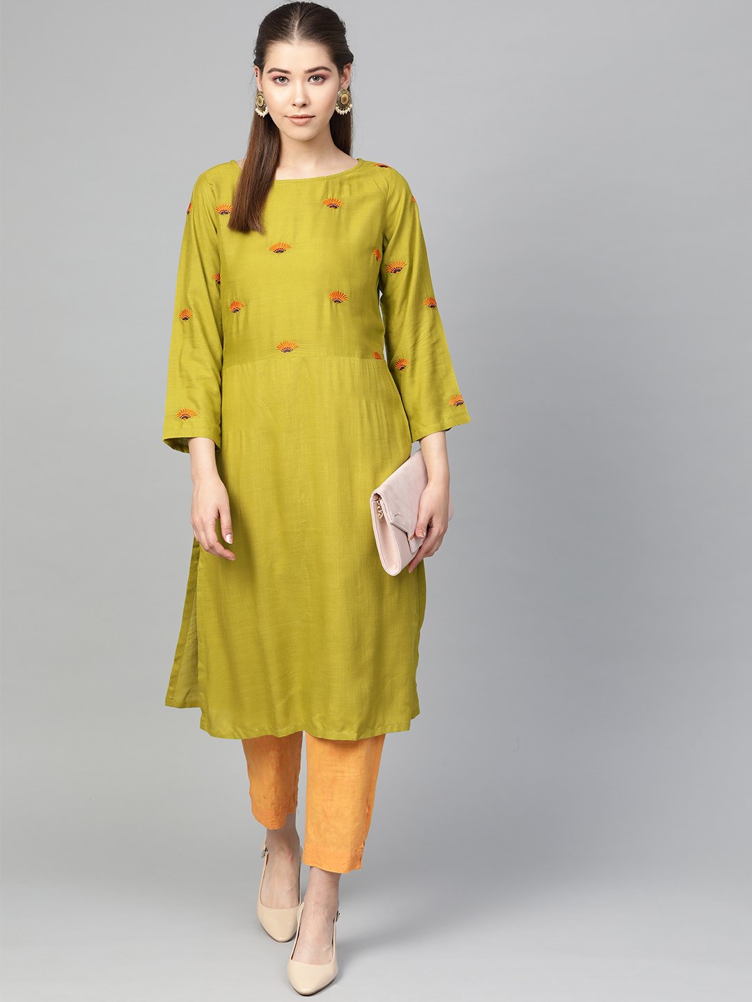 Jompers Women Green Yoke Design Straight Kurta ( Olive )