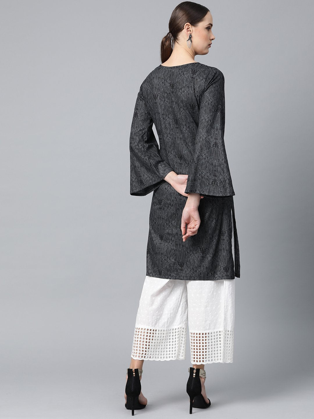 Jompers Women Charcoal Grey & Black Printed Straight Kurta