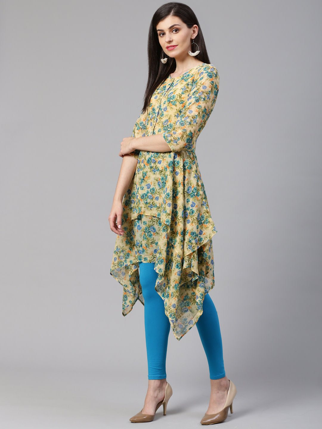 Jompers Women Beige & Blue Floral Printed A-Line Kurta