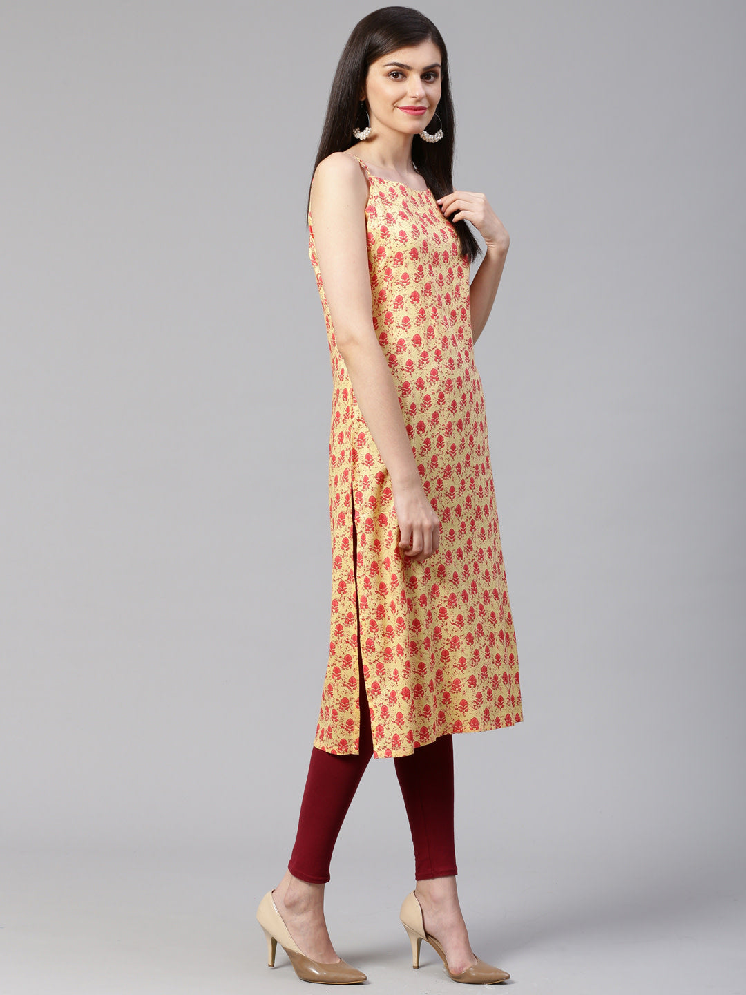 Jompers Women Yellow Printed Straight Kurta
