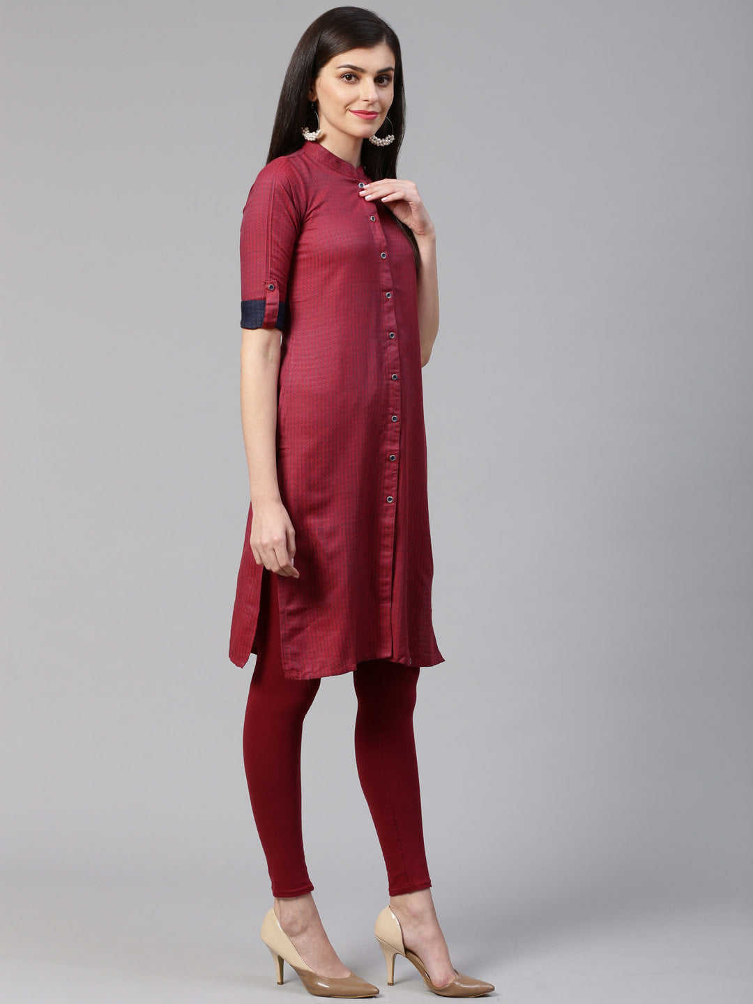 Jompers Women Maroon & Blue Jacquard Woven Design Straight Kurta