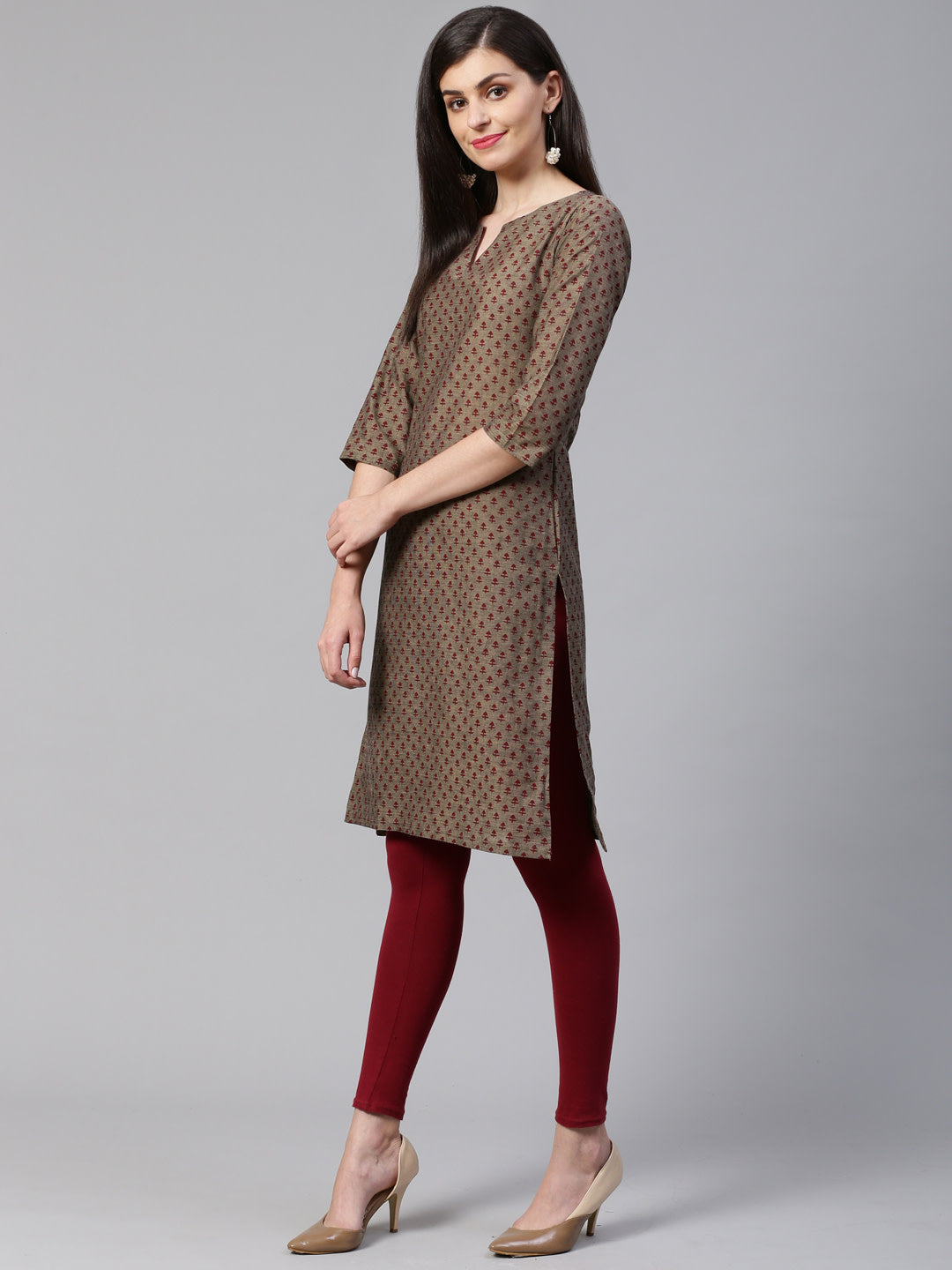 Jompers Women Grey & Maroon Printed Straight Kurta