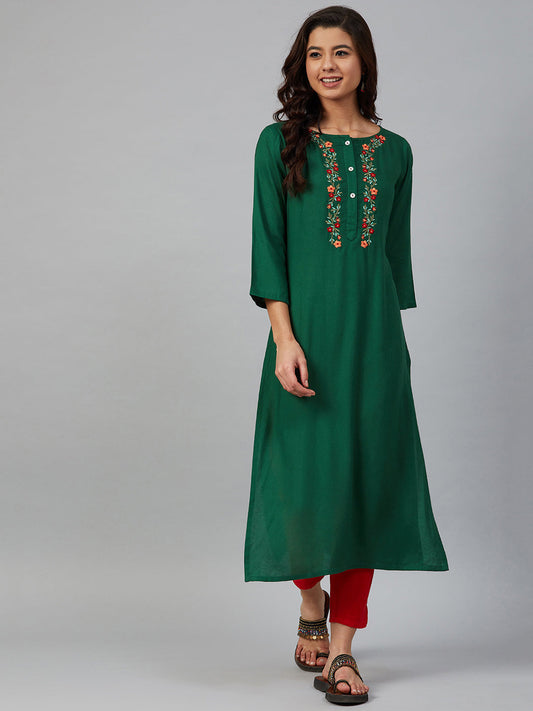 Jompers Women Green & Peach-Coloured Yoke Embroidered Straight Kurta