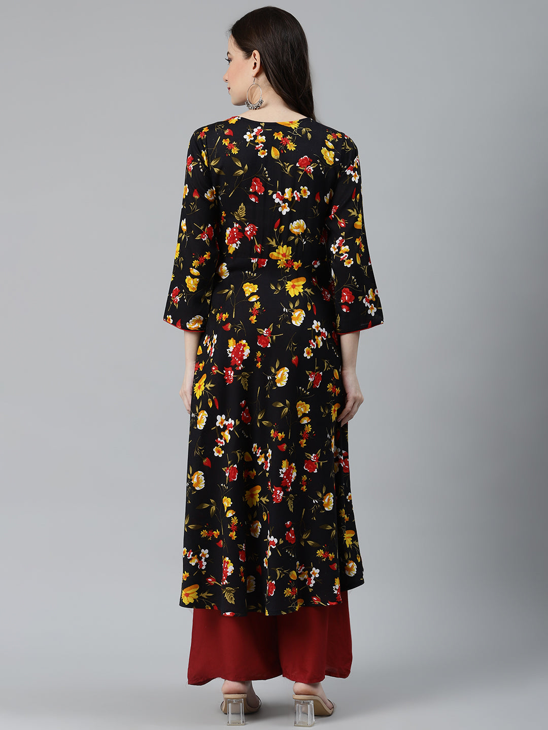 Jompers Women Black & Red Floral Printed Floral Anarkali Kurta