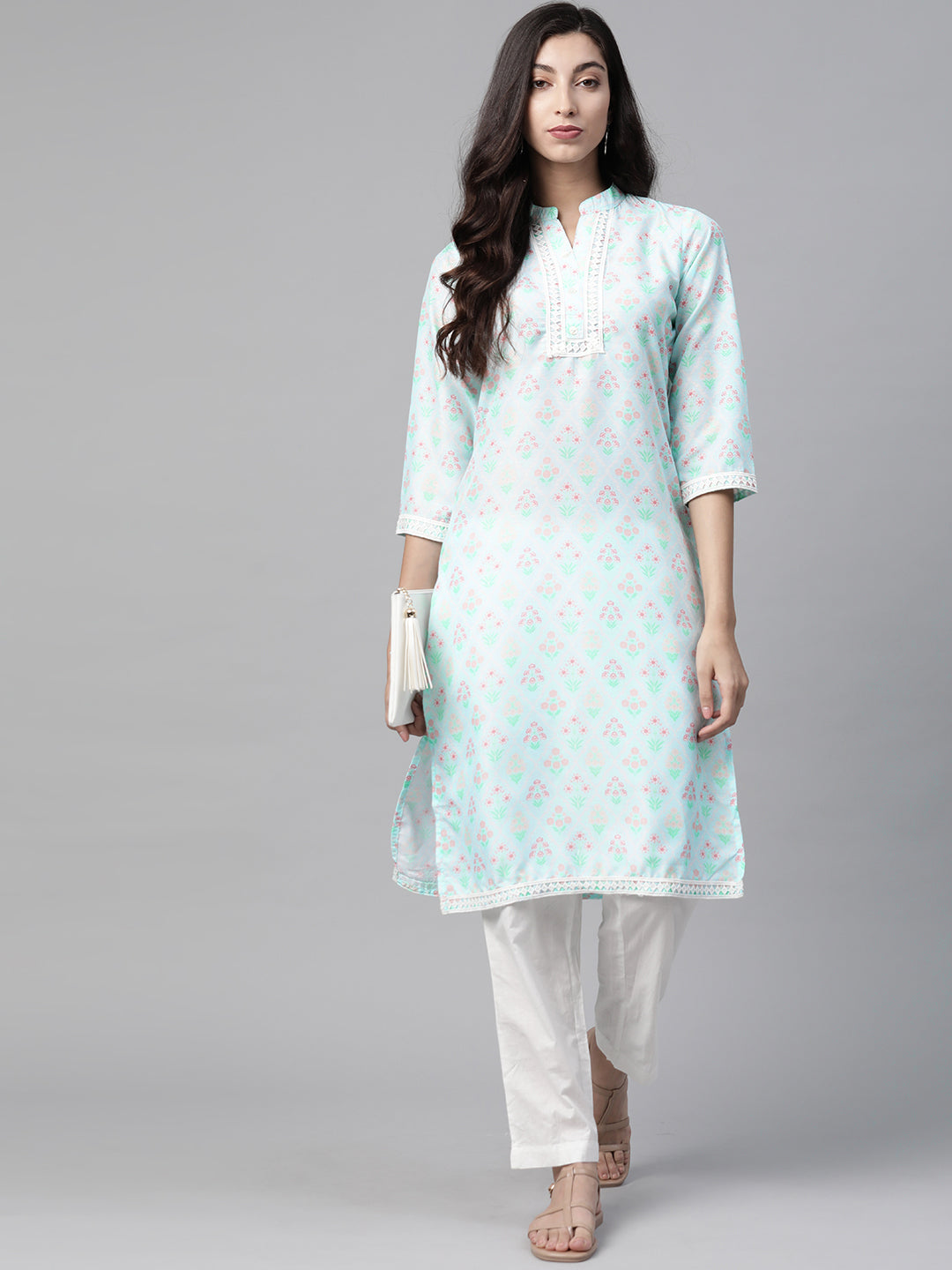 Jompers Women Sky Blue & Off White Floral Printed Kurta
