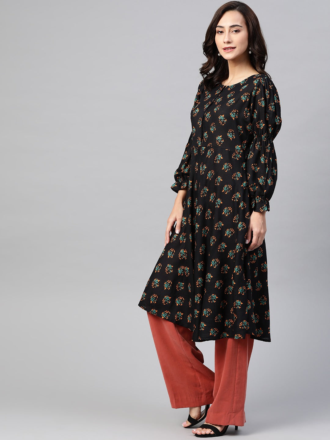Jompers Women Black & Mustard Yellow Floral Printed A-Line Kurta