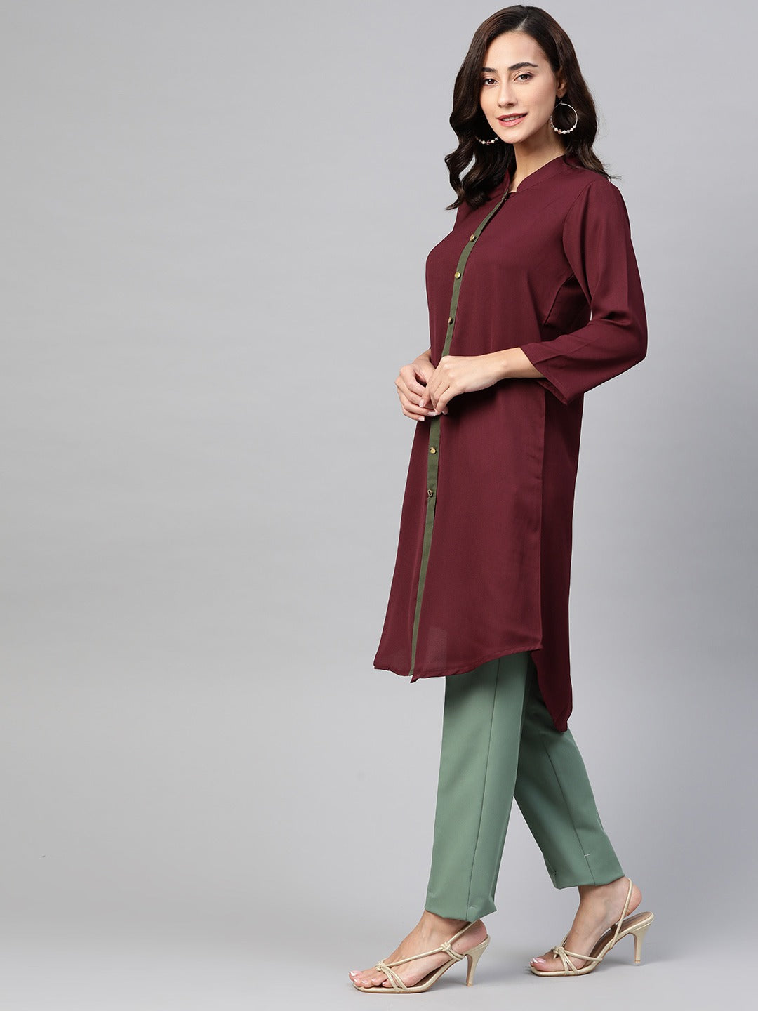 Jompers Women Purple & Green Solid A-line Kurta