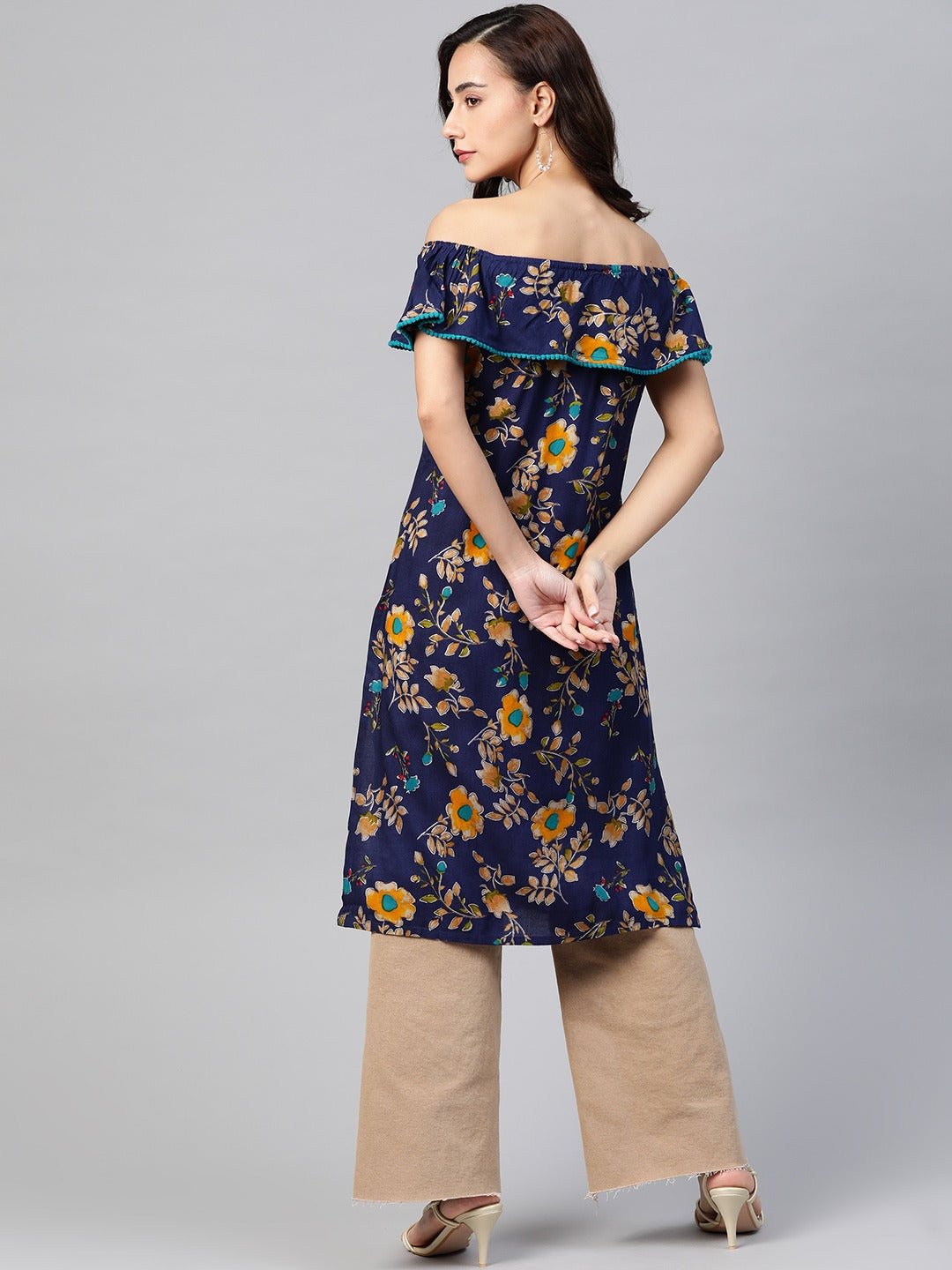 Jompers Women Navy Blue & Yellow Floral Printed Straight Kurta