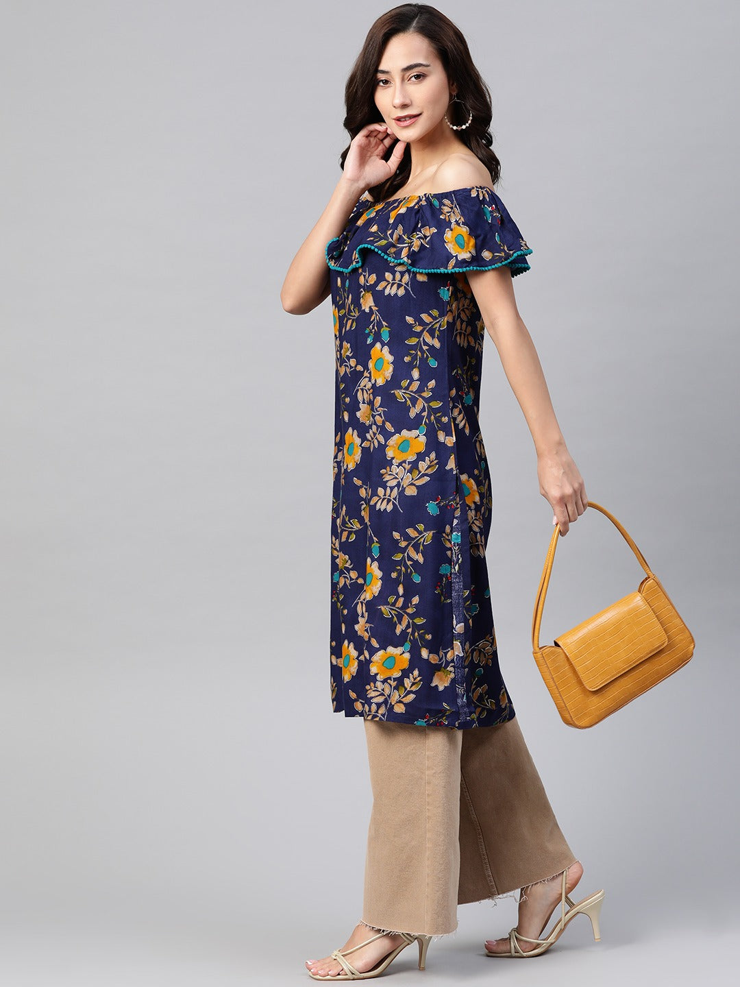 Jompers Women Navy Blue & Yellow Floral Printed Straight Kurta