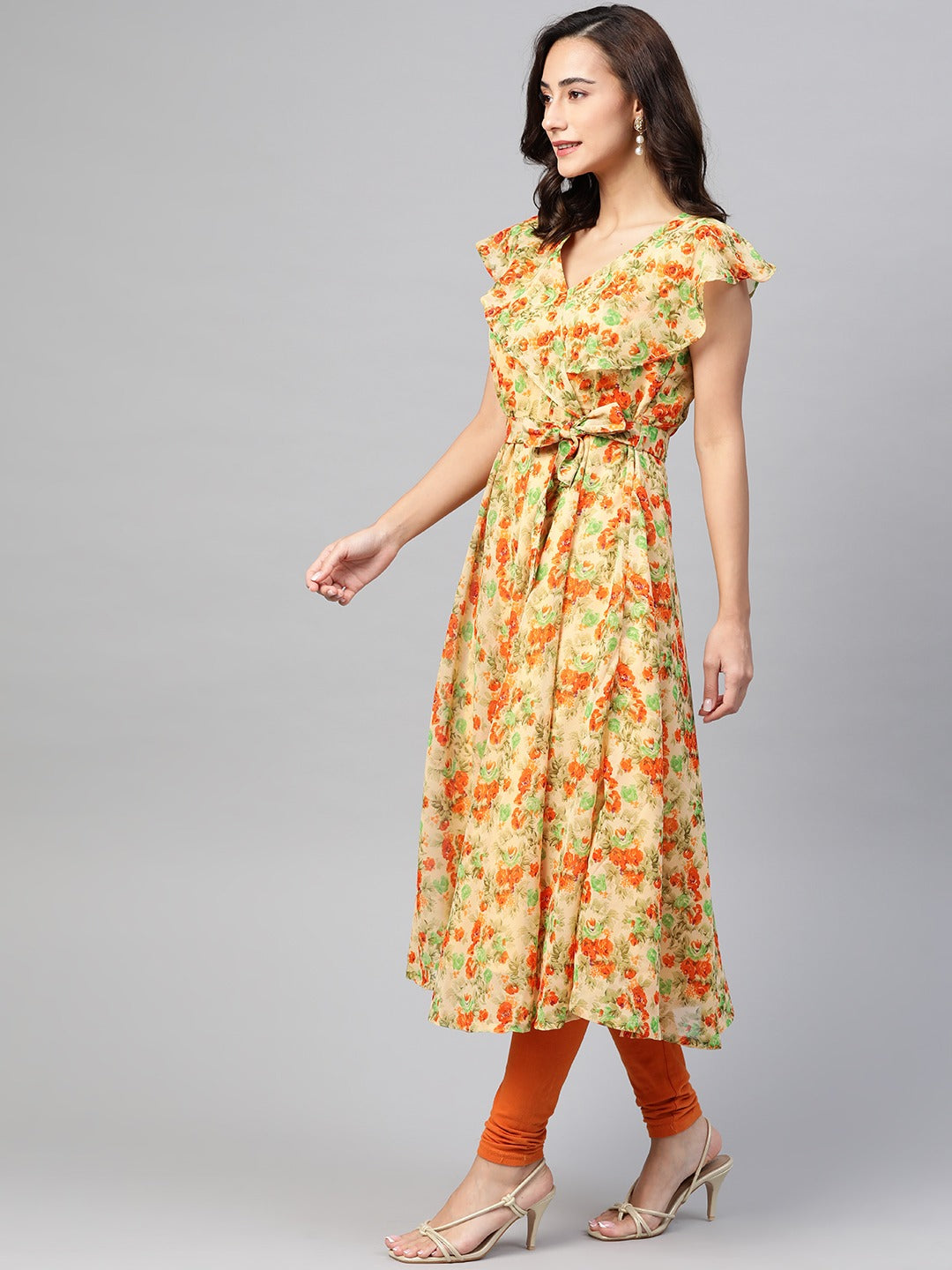 Jompers Women Beige, Orange & Green Floral Printed Georgette Kurta