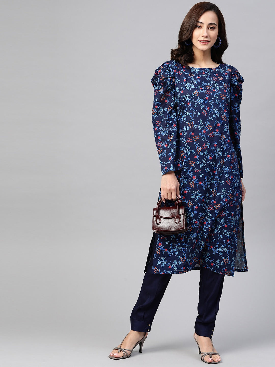 Jompers Women Navy Blue & Red Floral Printed Floral Straight Kurta