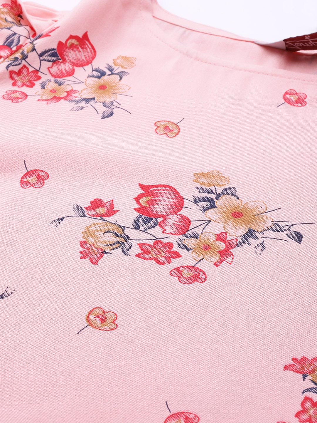Jompers Women Pink & Red Floral Printed Kurta