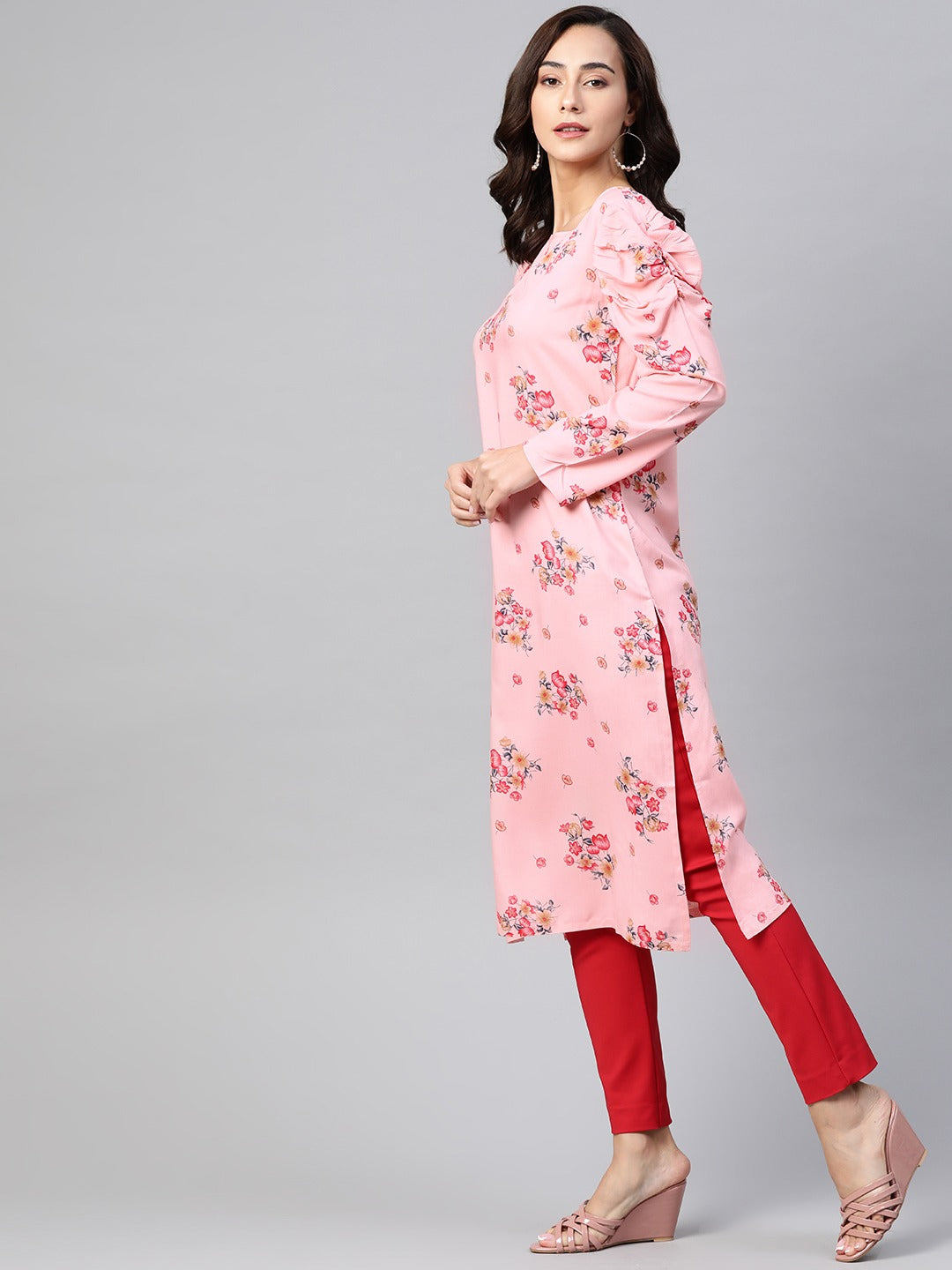 Jompers Women Pink & Red Floral Printed Kurta