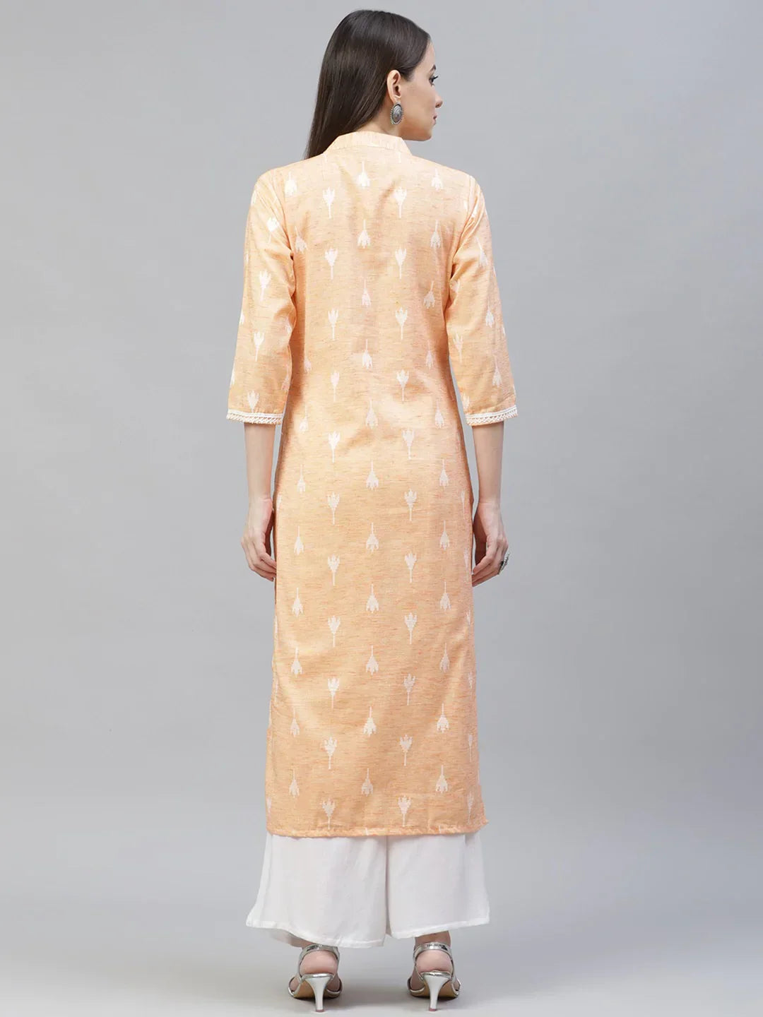 Jompers Women's Orange Ethnic Motifs Ikat Kurta with lace work