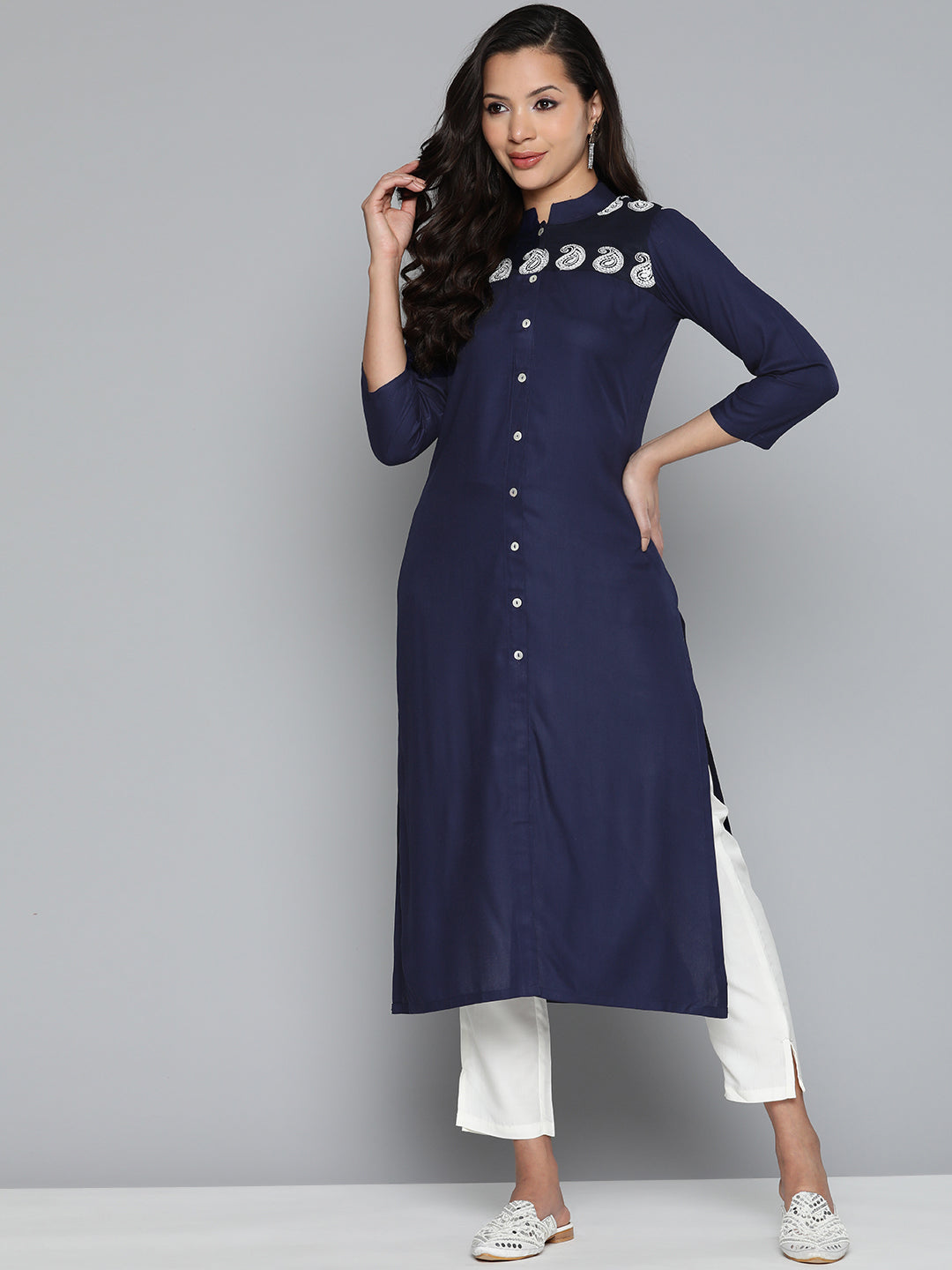 Jompers Women's Paisley Embroidered Chikankari Navy Kurta | Grab2Buy
