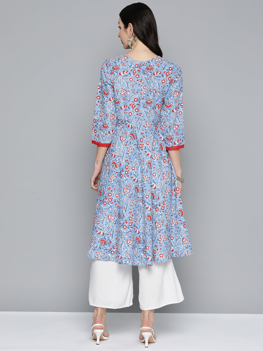Jompers Women's Blue Floral Printed Anarkali Kurta