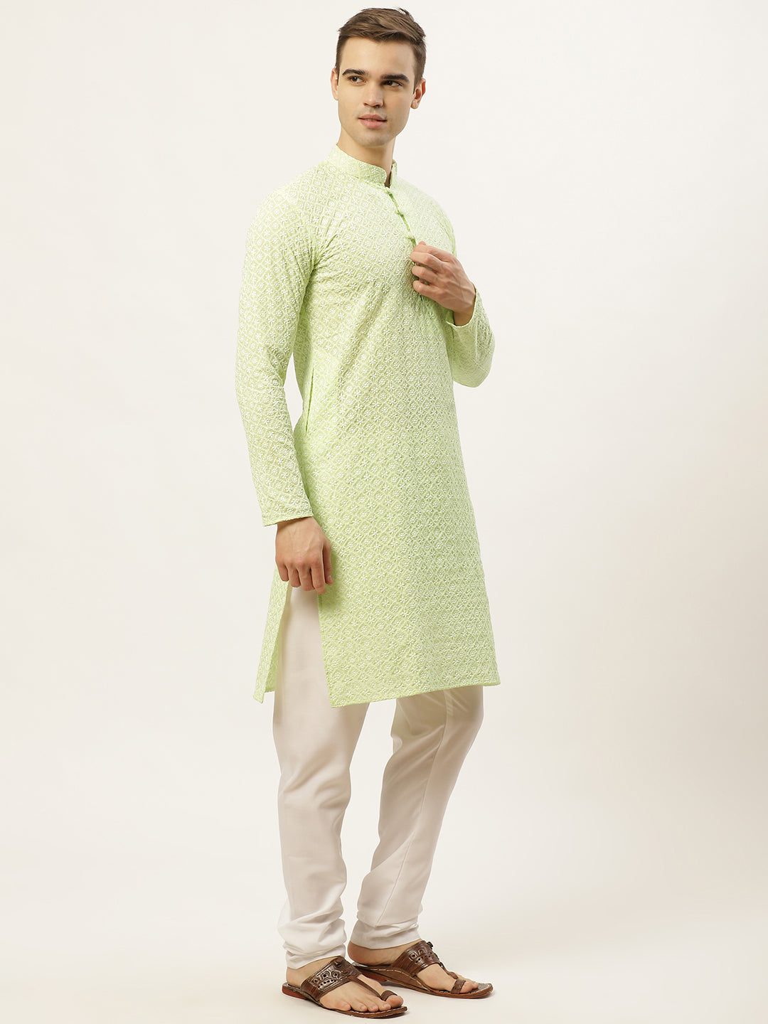 Jompers Men's Green Embroidered Kurta Payjama Sets 