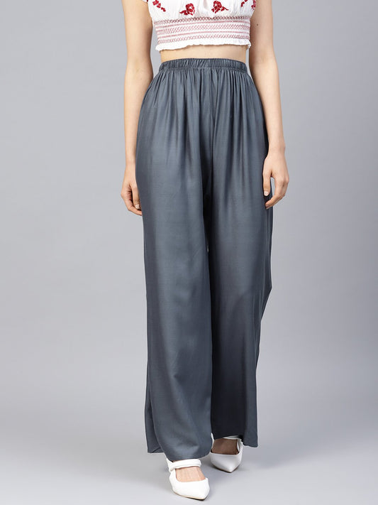 Jompers Women Grey Solid Straight Palazzos