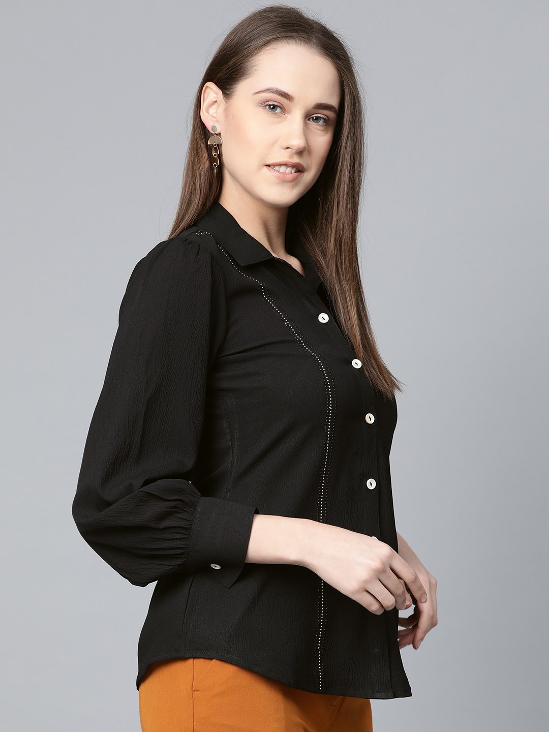 Jompers Women Black Regular Fit Crinkled Effect Casual Shirt