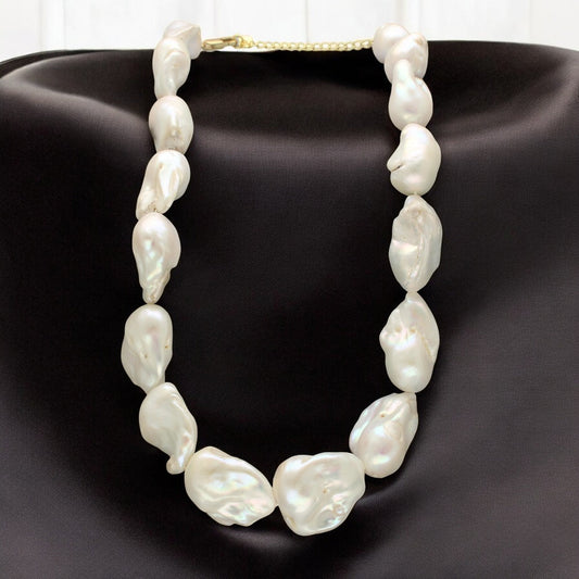 J Pearls Liora Mother Of Pearl Set J Pearls