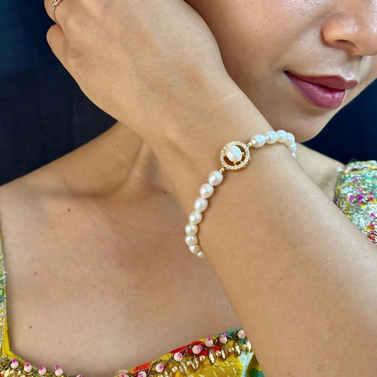 J Pearls Eira Pearl Bracelet
