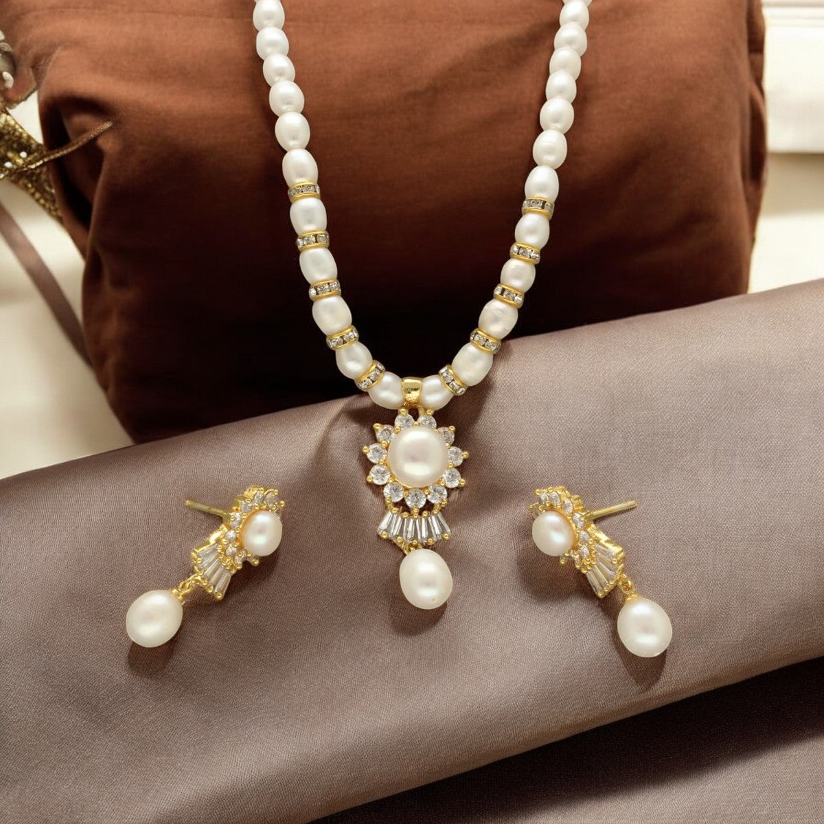 J Pearls Klara Pearl Set J Pearls