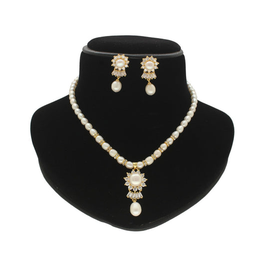 J Pearls Klara Pearl Set J Pearls