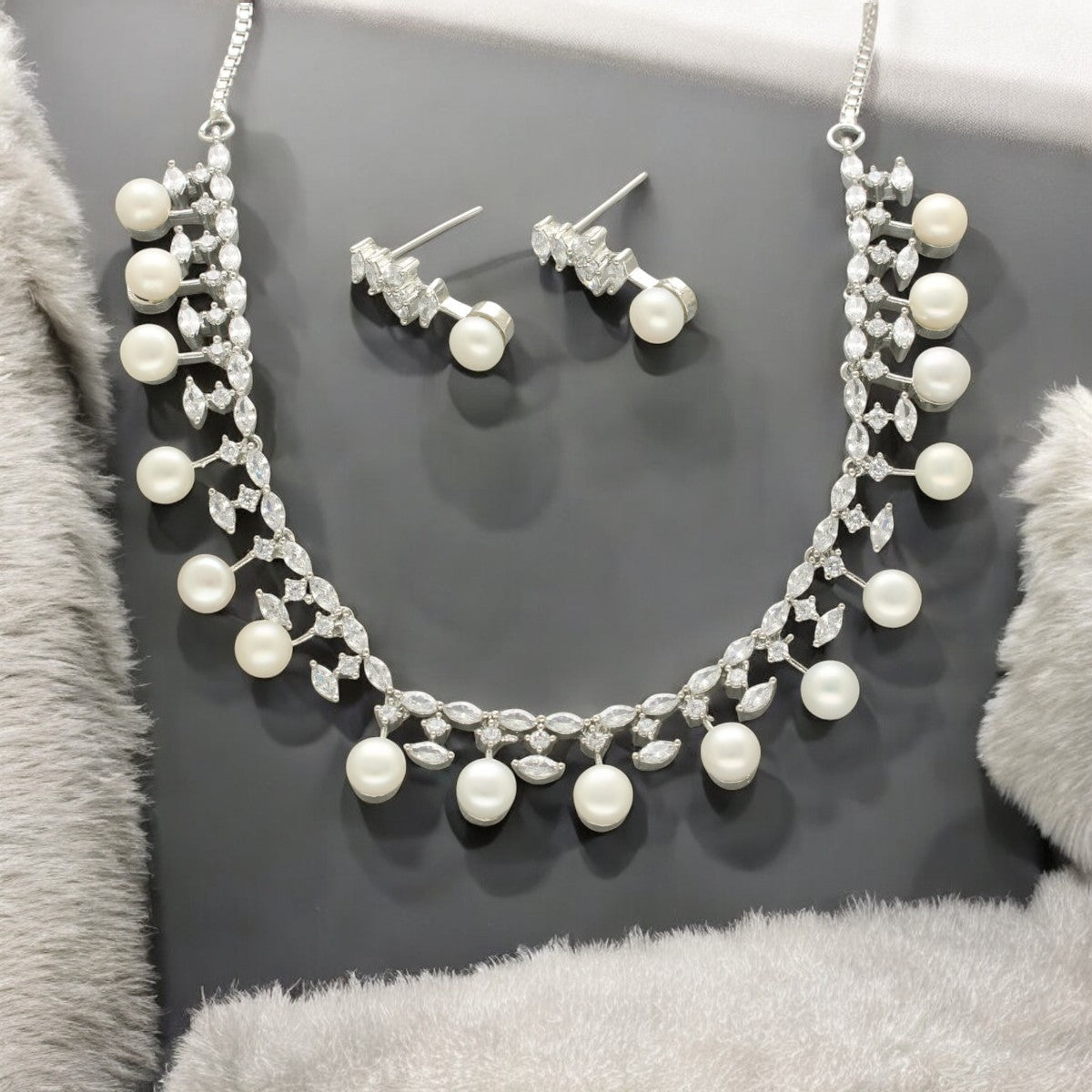 J Pearls Divin Pearl Set J Pearls