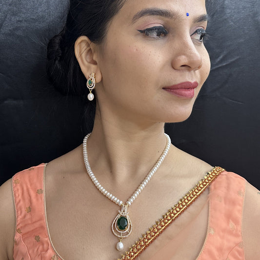 J Pearls Marvel Pearl Necklace Set