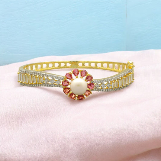 J Pearls Princess Charm Pearl Bracelet