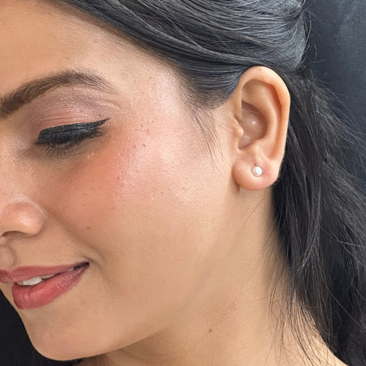 J Pearls Couture 925 Silver Stud Earrings