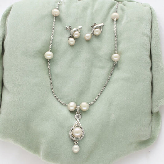 J Pearls Panache Pearl Chain Set