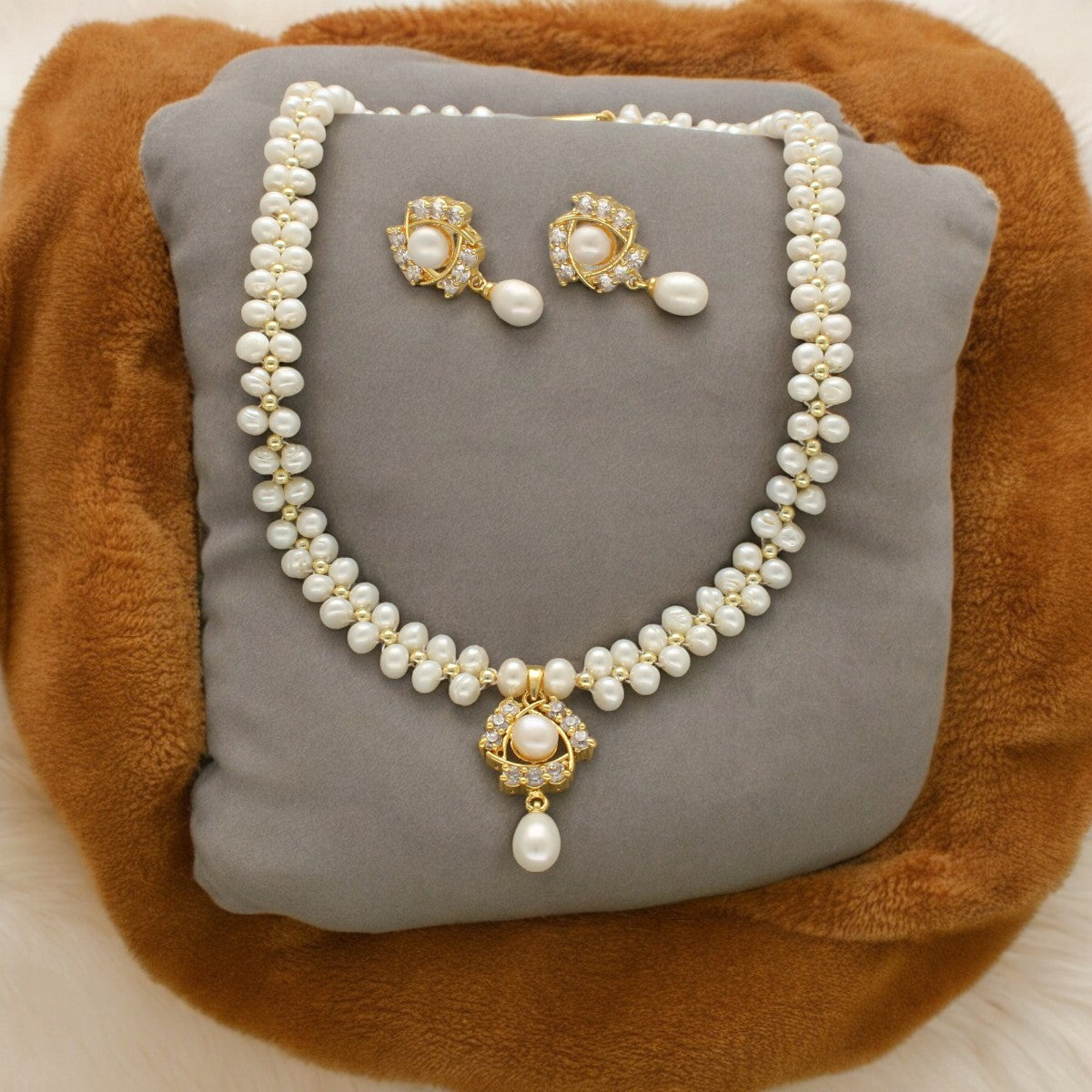J Pearls Elegance Pearl Necklace Set J Pearls