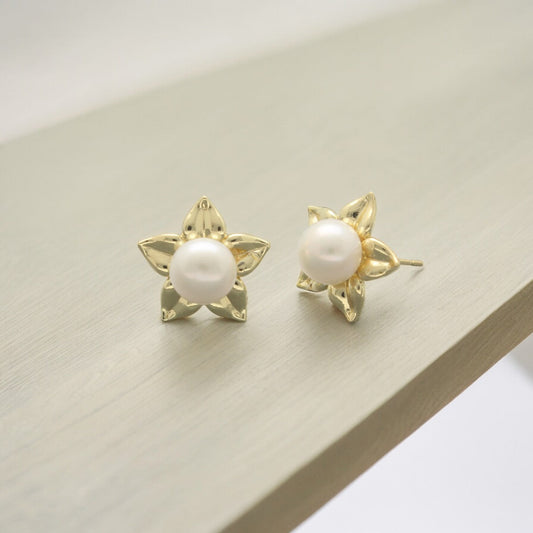 J Pearls Shinning Star Pearl Earrings
