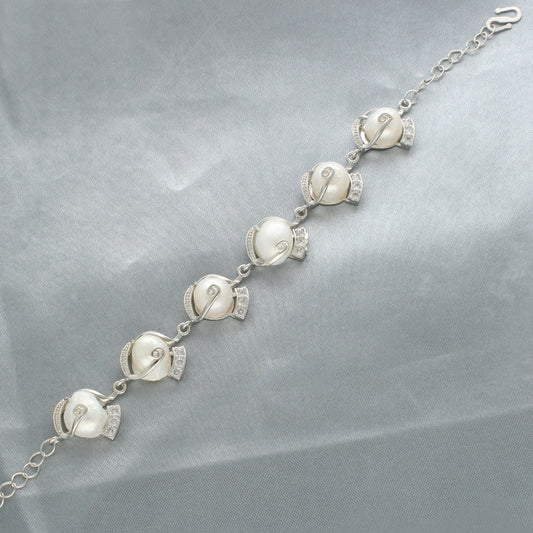 J Pearls Elegant Pearl Bracelet
